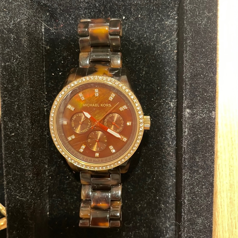 MICHAEL KORS WATCH